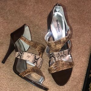 Fashionable brown heels